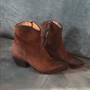 Frye Sacha cowboy ankle western boots 6 brown